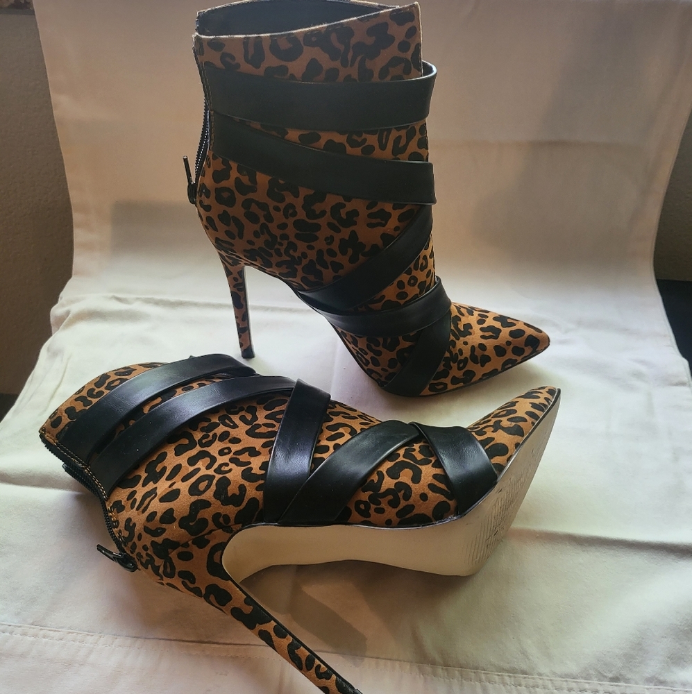 Leopard Heeled Booties - Picture 2 of 2